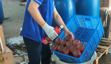 廣州源寶銷毀的一批過期飲料